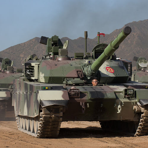 八發(fā)八中！兵器工業(yè)集團多款“裝甲與反裝甲”武器首次公開(kāi)實(shí)彈射擊